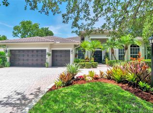 6680 NW 105th Ln, Parkland, FL 33076