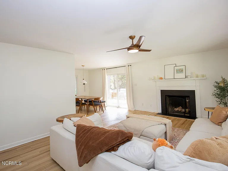 1000 Robinwood Rd — Photo 11