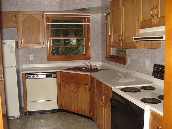 5th image of 712 Parkside Dr