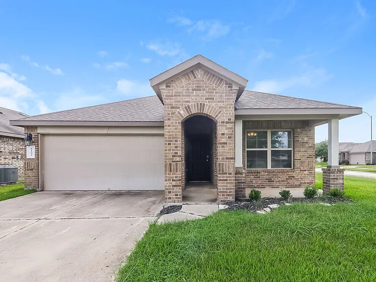8102 Rose Petals Ln — Photo 1