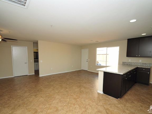 4th image of 52831 Calle Joyce
