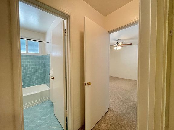 4th image of 328 51st St APT 5