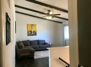 5220 S 37th St, Lincoln, NE 68516
