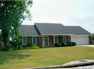 1735 Nottingham Dr SW, Decatur, AL 35603