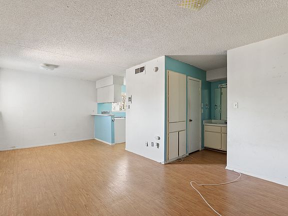 4th image of 515 Krebs Ln #202