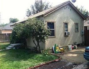 3rd image of 323 W 16th St
