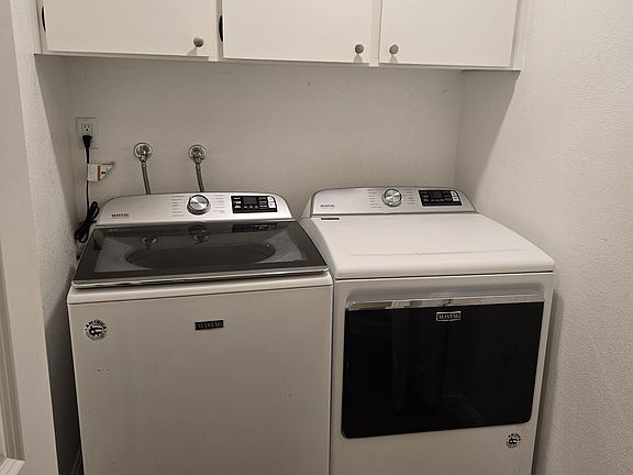 5th image of 968 Montebello Dr #A