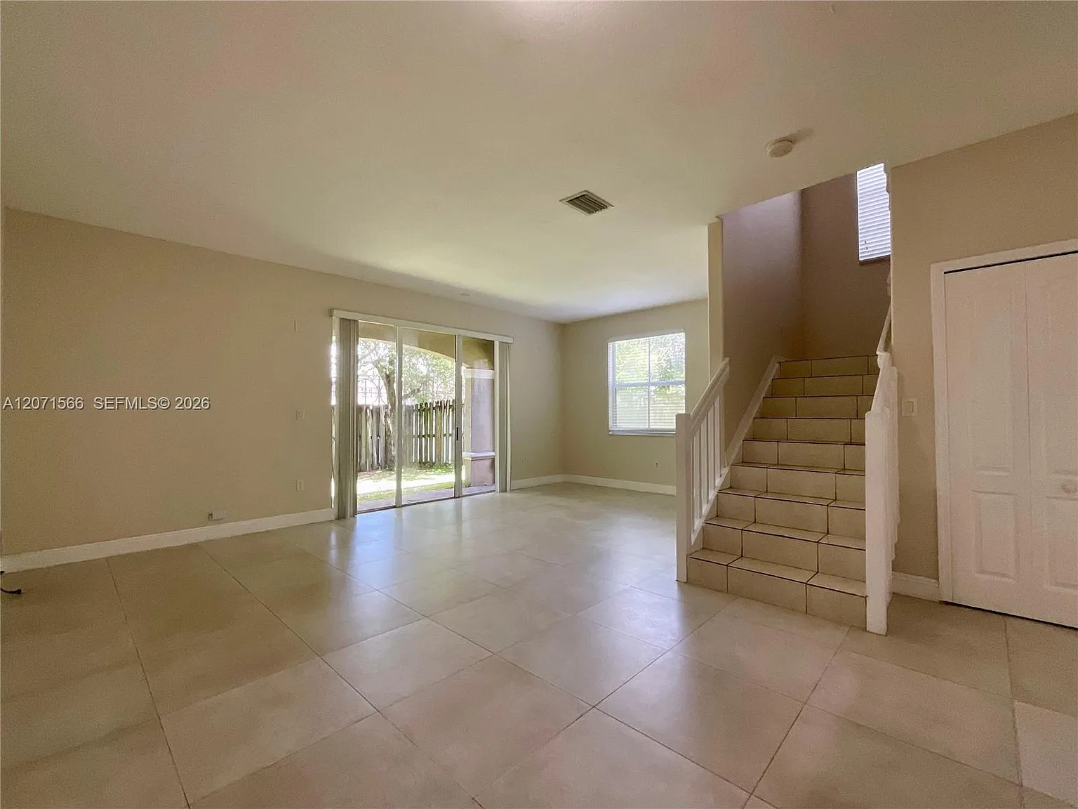 Century Gardens Villas — Photo 3