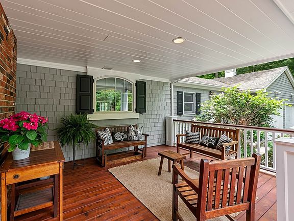 5th image of 6 Brooks Hill Rd