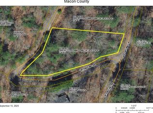 227 Chestnut Hill Dr, Franklin, NC 28734