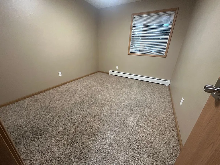 730 Michael St — Photo 12