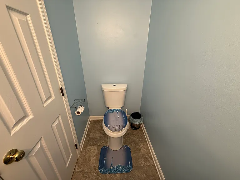 120 Village Dr — Photo 6