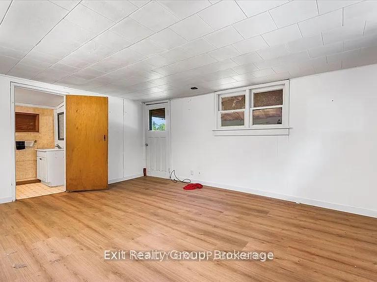 330 Black River Rd #B — Photo 8
