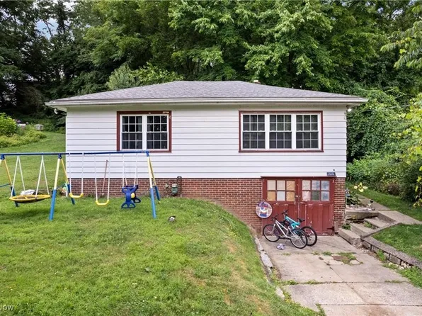 2996 Kemble Ave, Akron, OH 44319