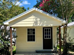 5877 Commerce, Street, LA 70775