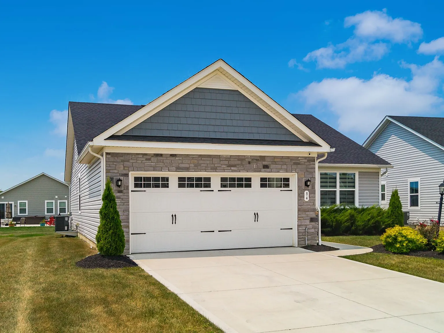 3 bed, 1576 sqft, $2,999 — Photo 4