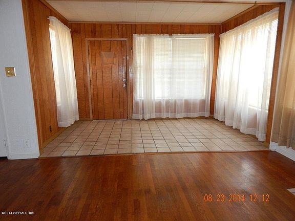 5th image of 466 W 67th St