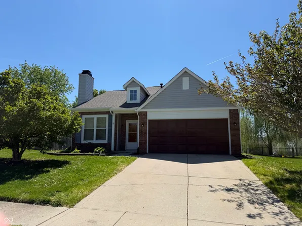 1411 Backwater Dr, Danville, IN 46122