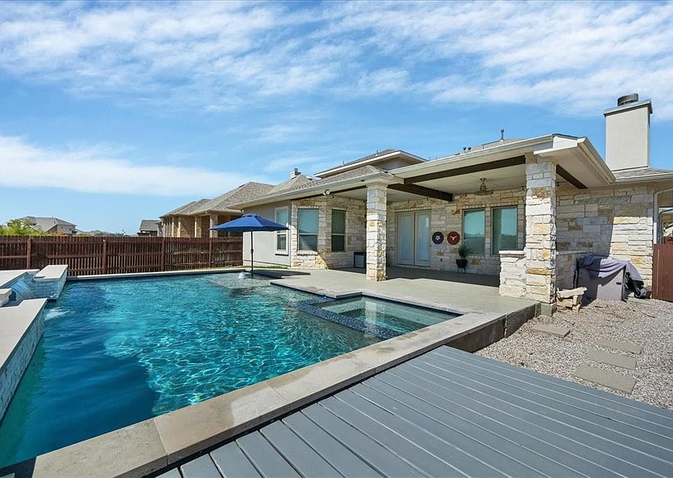 1st image of 432 Miracle Rose Way