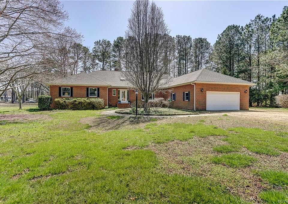 1st image of 201 Poplar Grove Ln