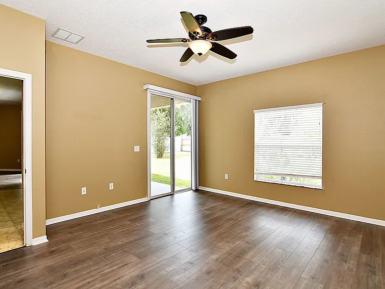 48 Pickering Dr — Photo 20