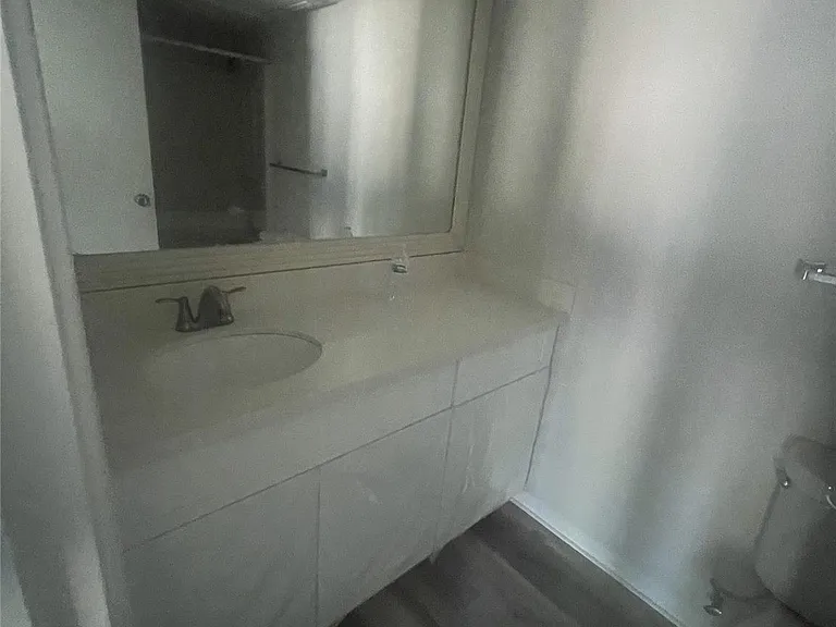 7402 Alabonson Rd — Photo 15
