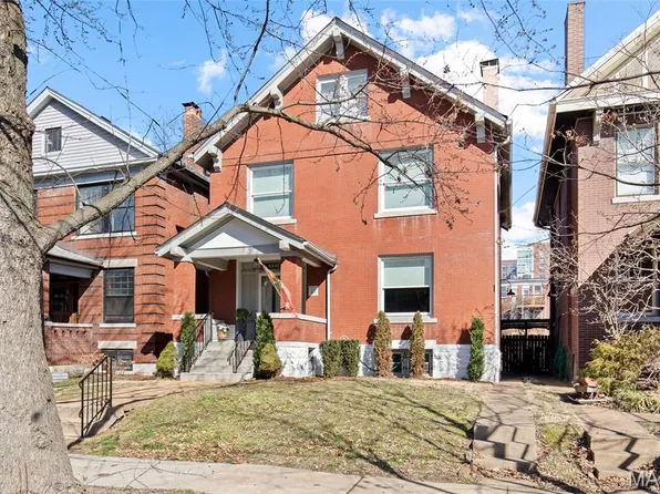 6117 Westminster Pl, Saint Louis, MO 63112