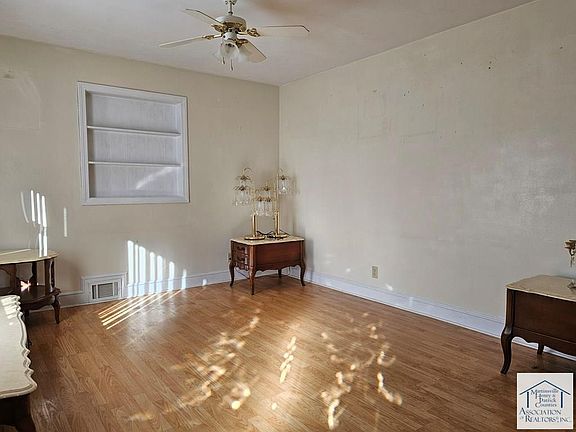 2nd image of 125 Ormond Dr