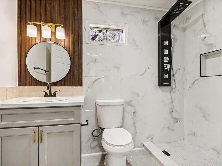 1307 Saddle Rock Dr — Photo 29