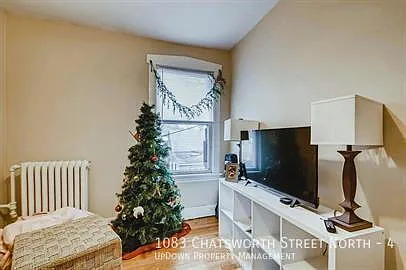1083 Chatsworth St N #4 — Photo 22