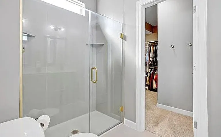 2617 Chasehire Dr — Photo 7