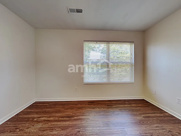 4498 Megan Danielle Dr — Photo 15
