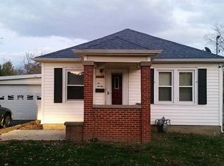 220 S 13th St, Hamilton, IL 62341