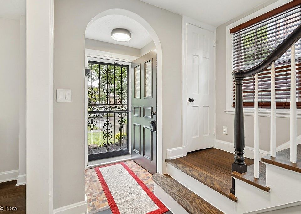 17725 Scottsdale Blvd, Shaker Heights, OH 44122 | Zillow