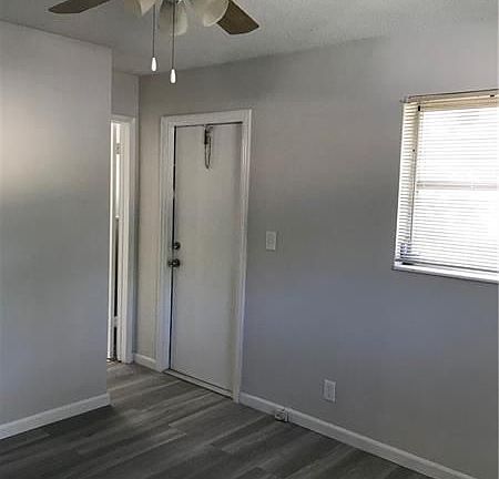 4th image of 5851 NE 18th Ave APT 2