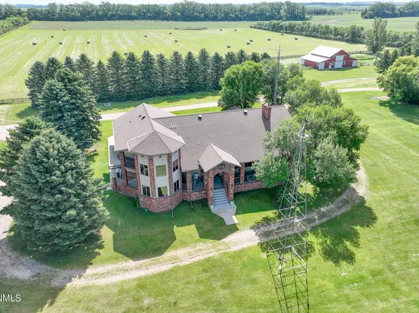 679 38th Ave NE, Bowdon, ND 58418