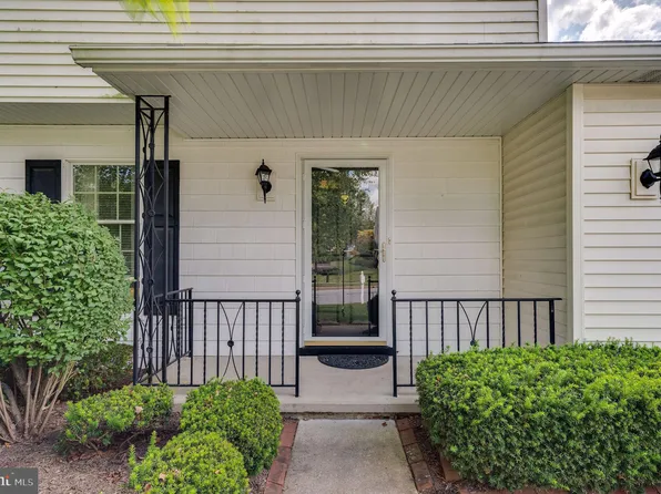 2104 Buckman Ave, Wyomissing, PA 19610