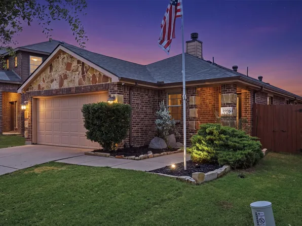 2006 Victorian Dr, Heartland, TX 75126