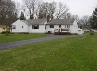 128 Decker Dr, New Castle, PA 16105