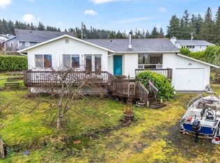 37740 Vine Pl NE, Hansville, WA 98340