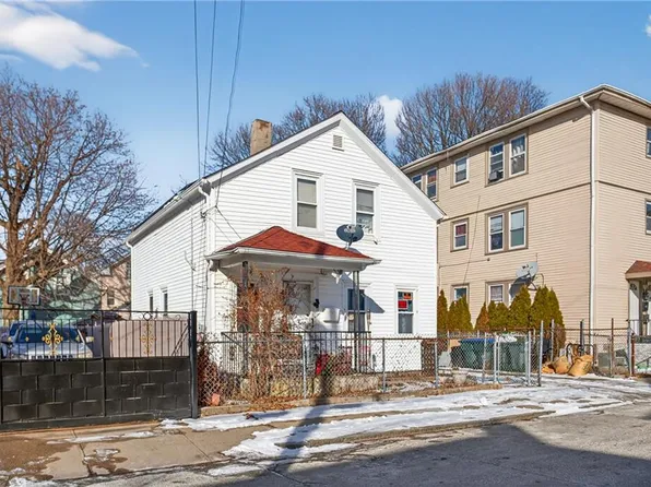 31 Sassafras St, Providence, RI 02907