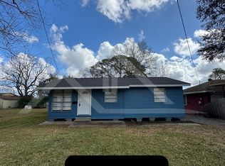 2111 Avenue G, Nederland, TX 77627