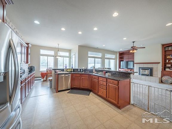 5th image of 11845 Canyon Dawn Dr