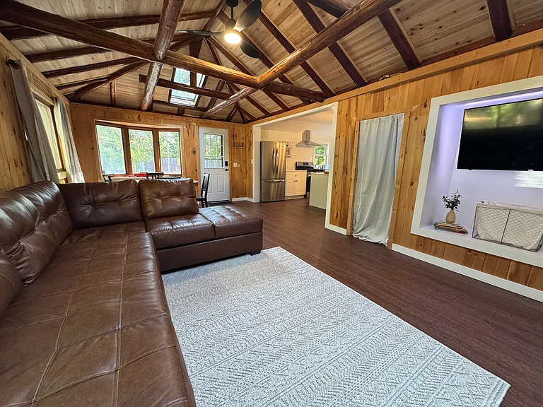 415 Chester Rd — Photo 8