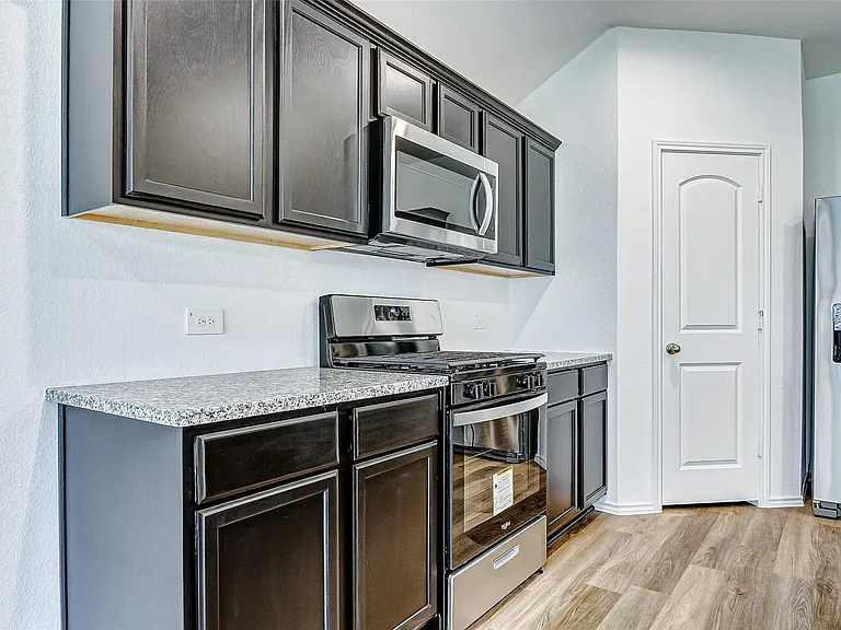 15056 Ashton Meadows Dr — Photo 17