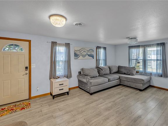 3rd image of 1803 20th St