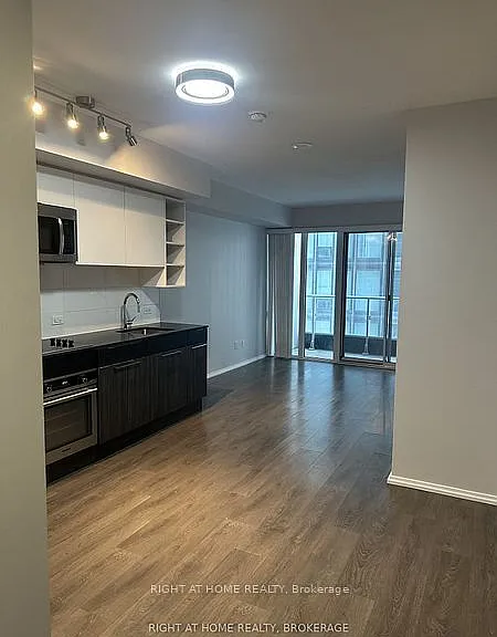 68 Shuter St #1507 — Photo 2