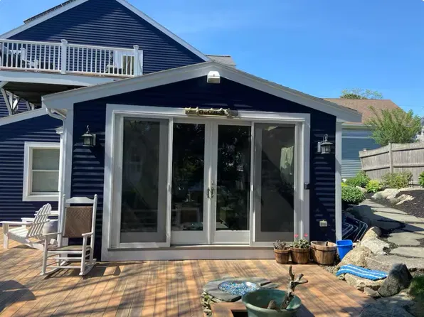 56 Rocky Neck Ave, Gloucester, MA 01930