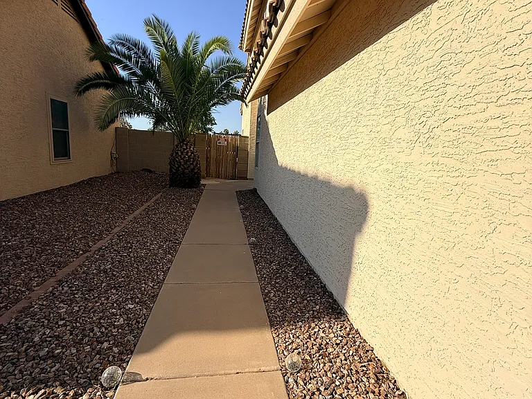 3852 W Folley St — Photo 3