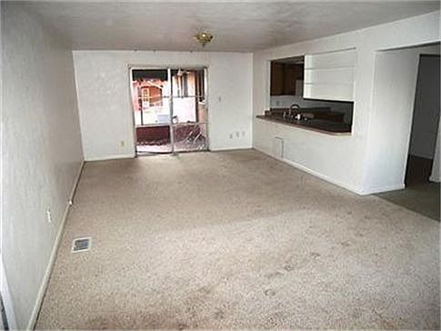 4th image of 601 Mapleside Dr